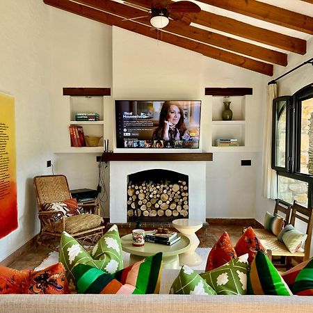 Villa Enri Villa Y Casita Con Piscina Y Jacuzzi Parcent Bagian luar foto