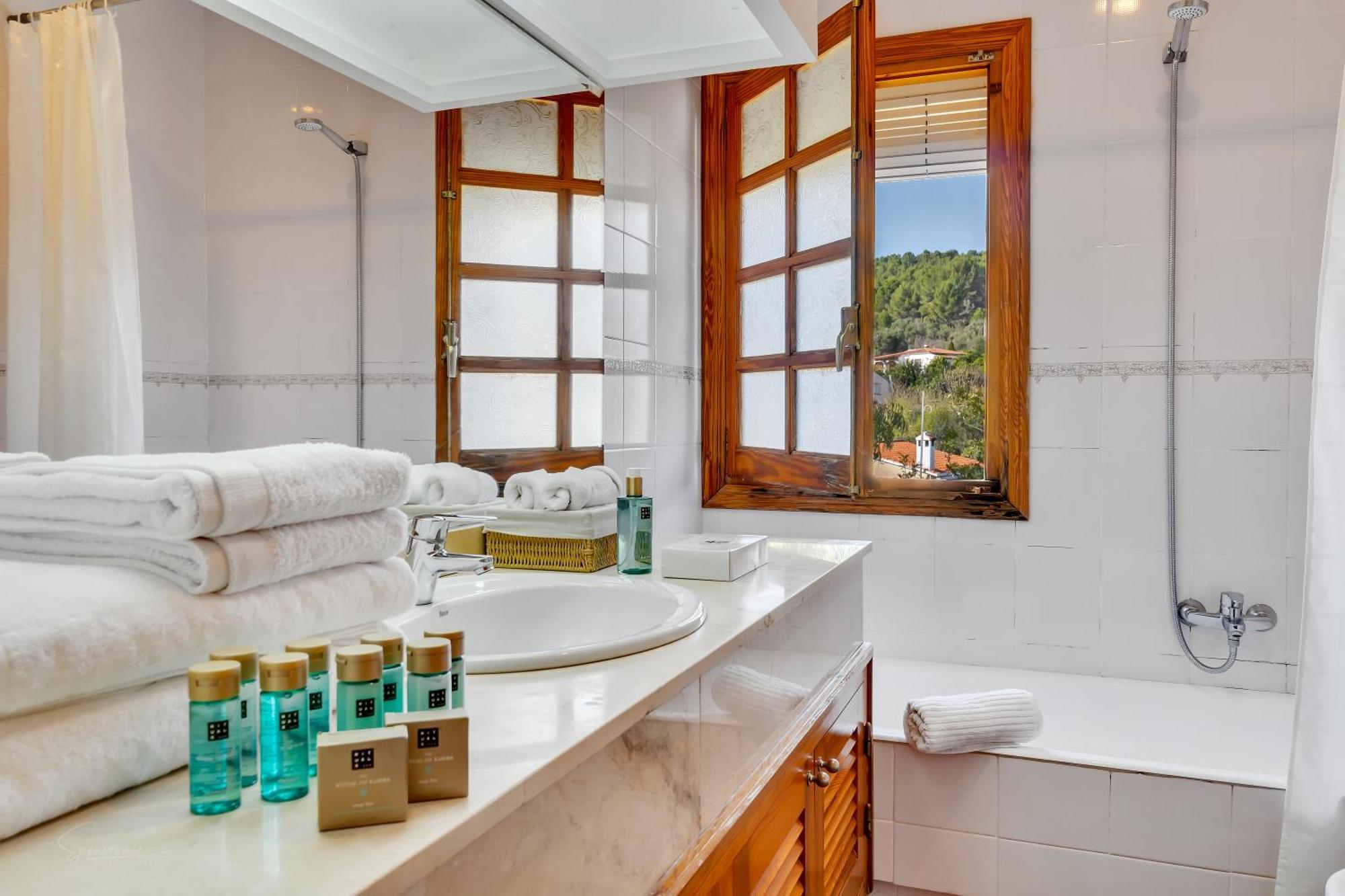 Villa Enri Villa Y Casita Con Piscina Y Jacuzzi Parcent Bagian luar foto